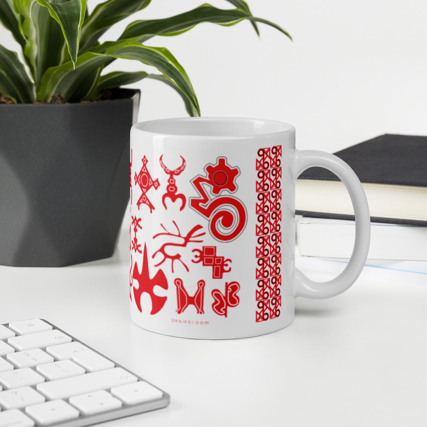 Red Ga Samai glossy mug